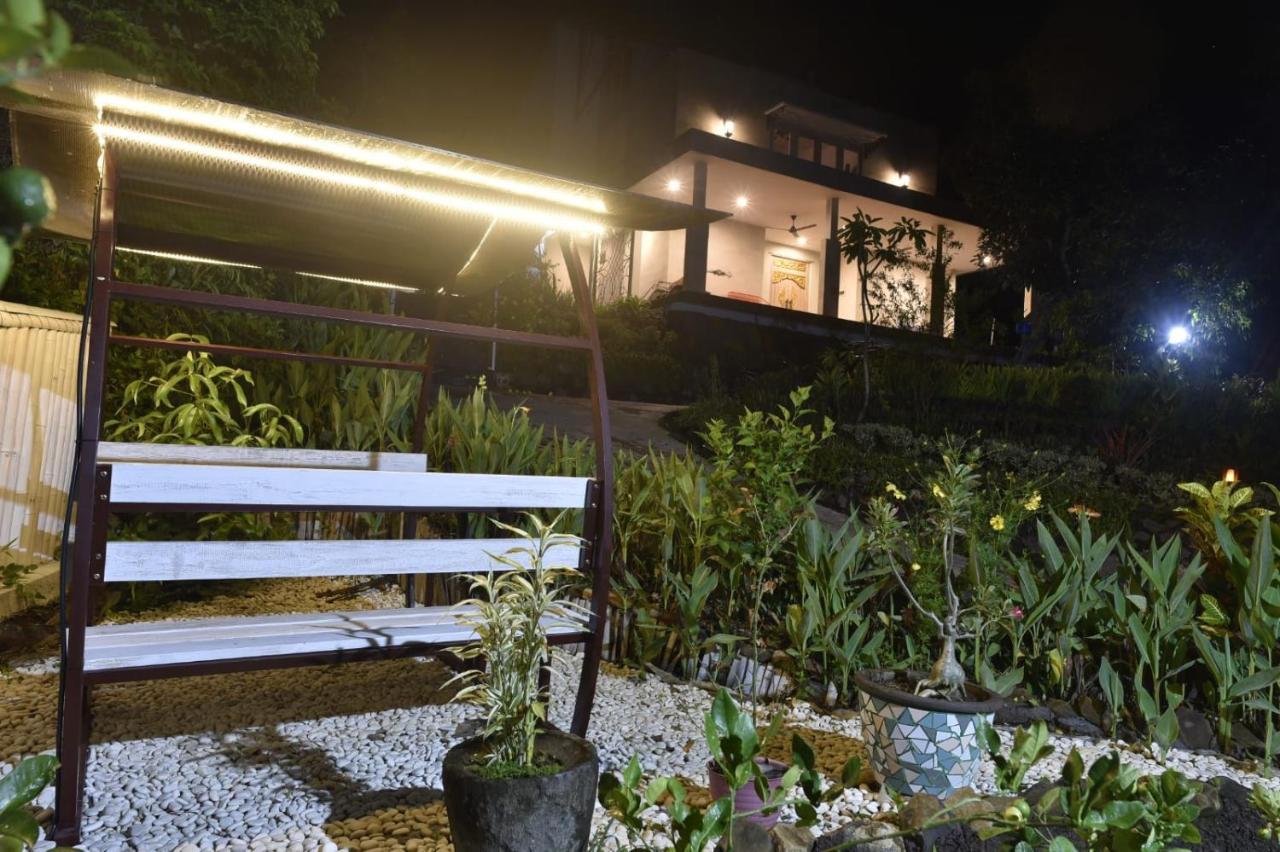 Ling & Louie'S Mountain Villa Mayong Exterior photo