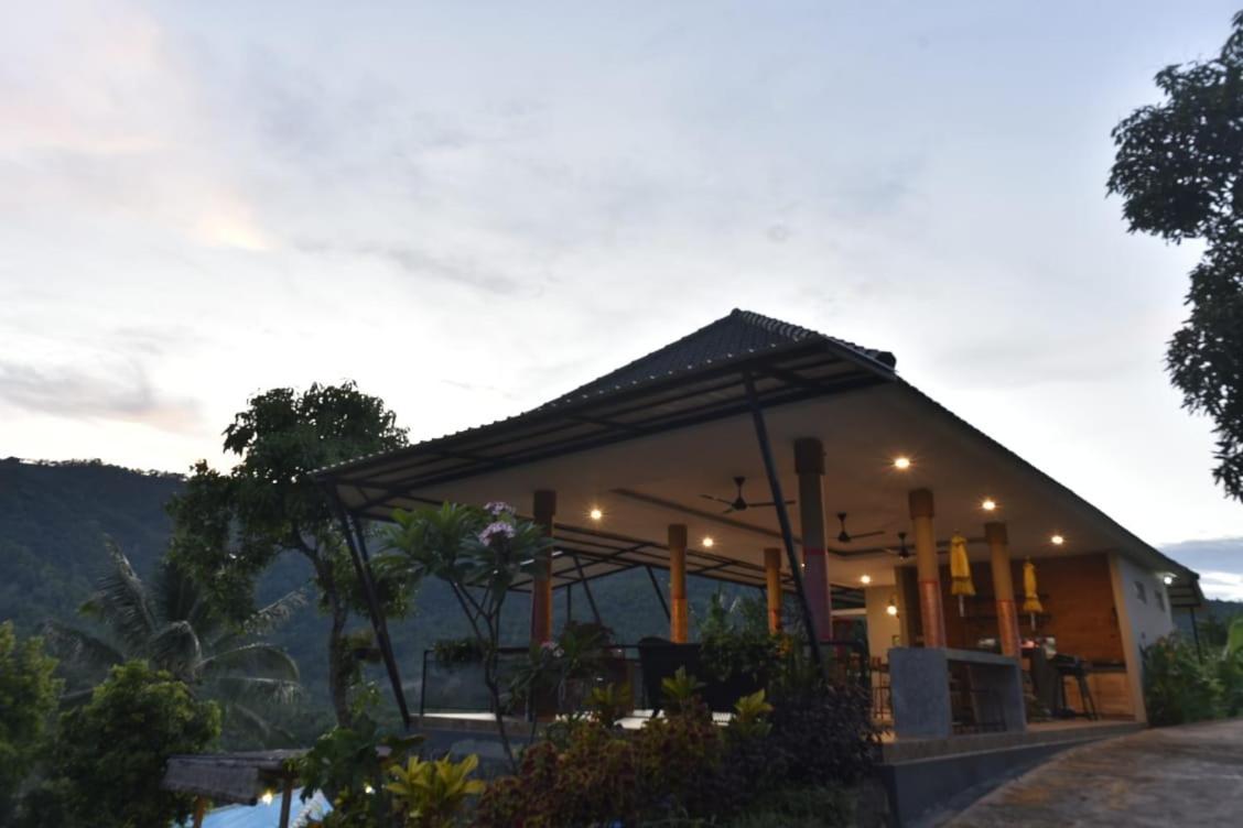 Ling & Louie'S Mountain Villa Mayong Exterior photo